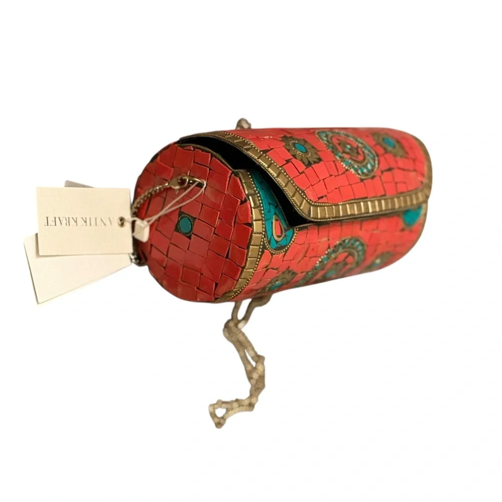 Antik Kraft Handcrafted Cylinder Shell Mosaic Clutch Coral and Turquoise NWT - Picture 3 of 10